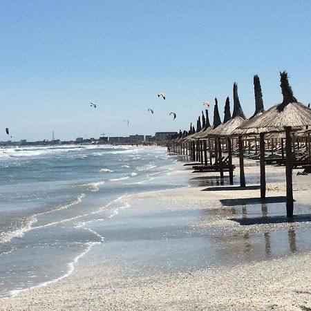 E&E Mamaia Nord Apartman Năvodari Kültér fotó